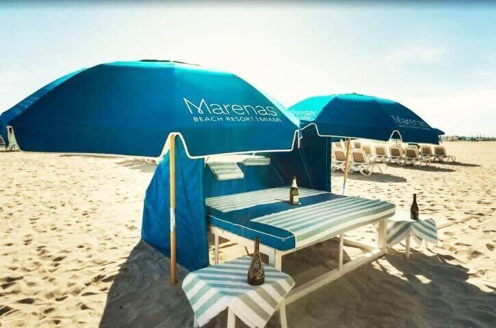 Beachfront Resort - Pool - Ocean View Balcony- Gym マイアミビーチ エクステリア 写真