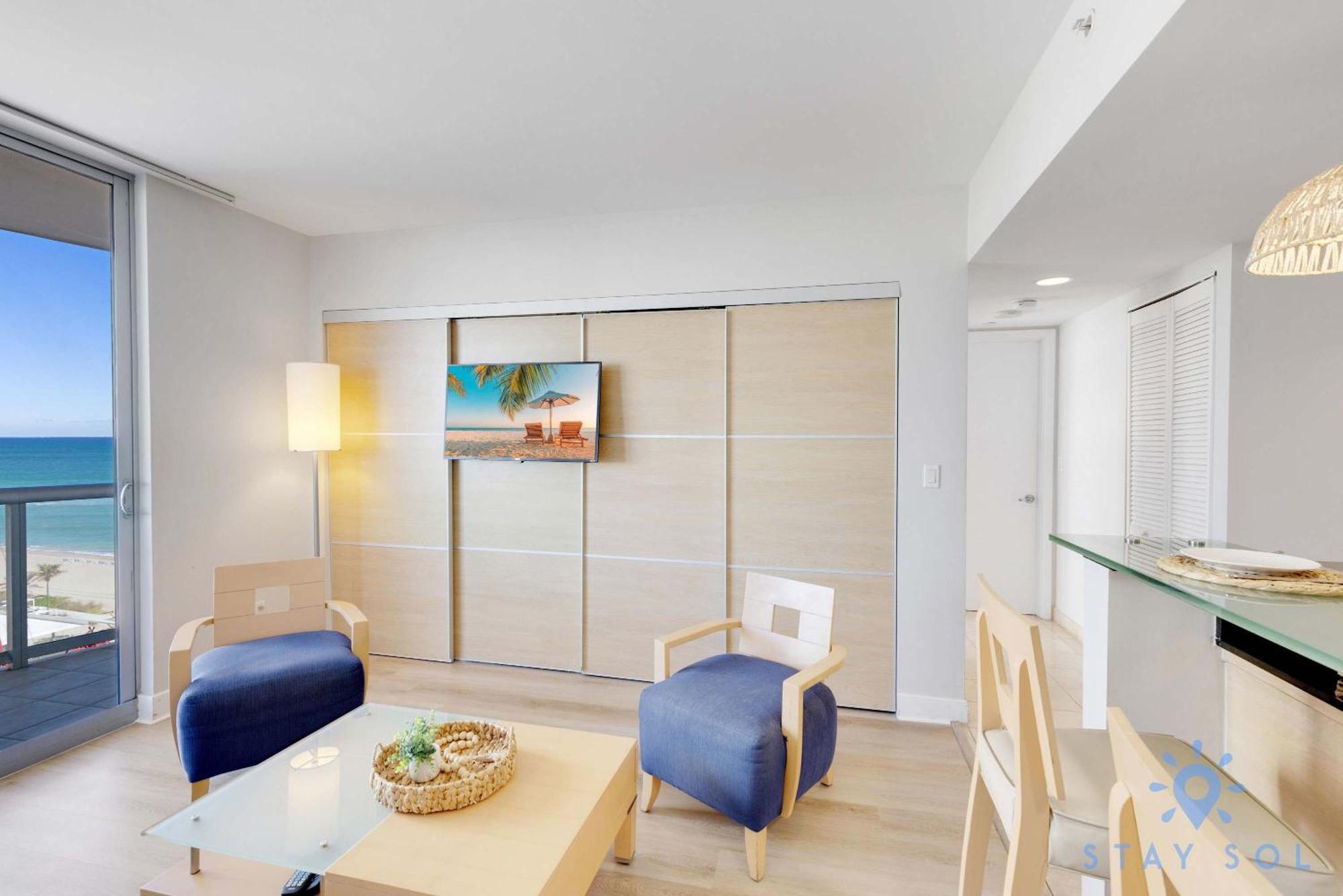 Beachfront Resort - Pool - Ocean View Balcony- Gym マイアミビーチ エクステリア 写真