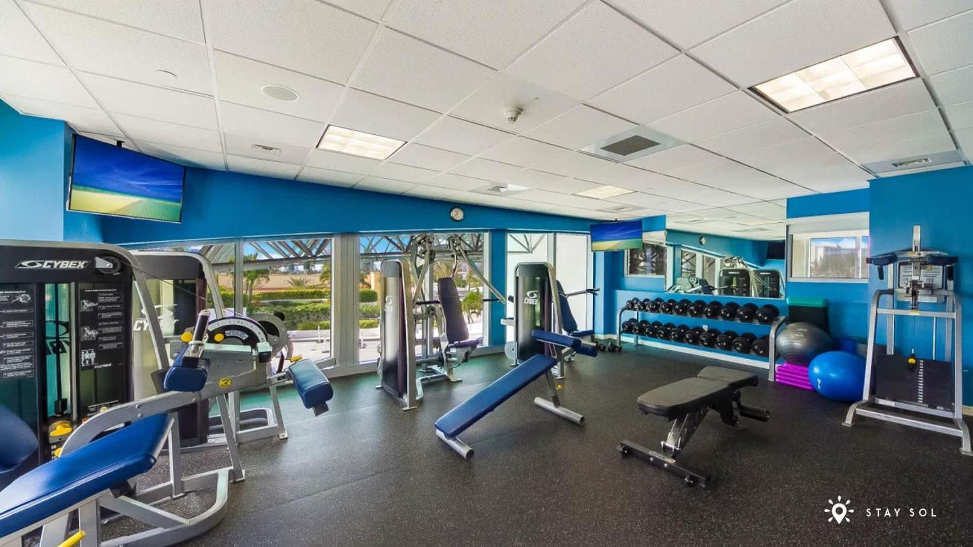 Beachfront Resort - Pool - Ocean View Balcony- Gym マイアミビーチ エクステリア 写真